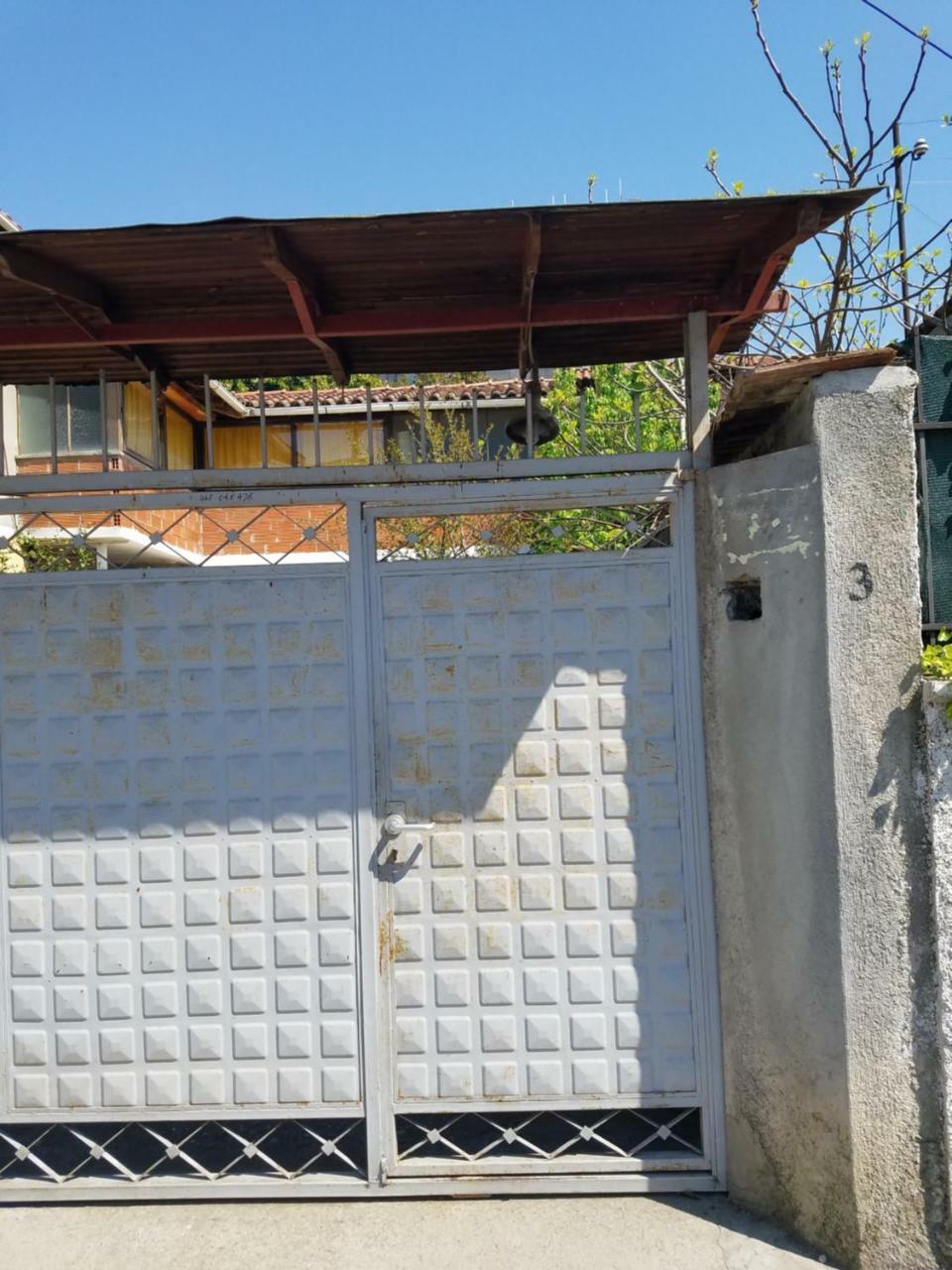 Angie'S Shared Villa Tam Tirana Exterior photo